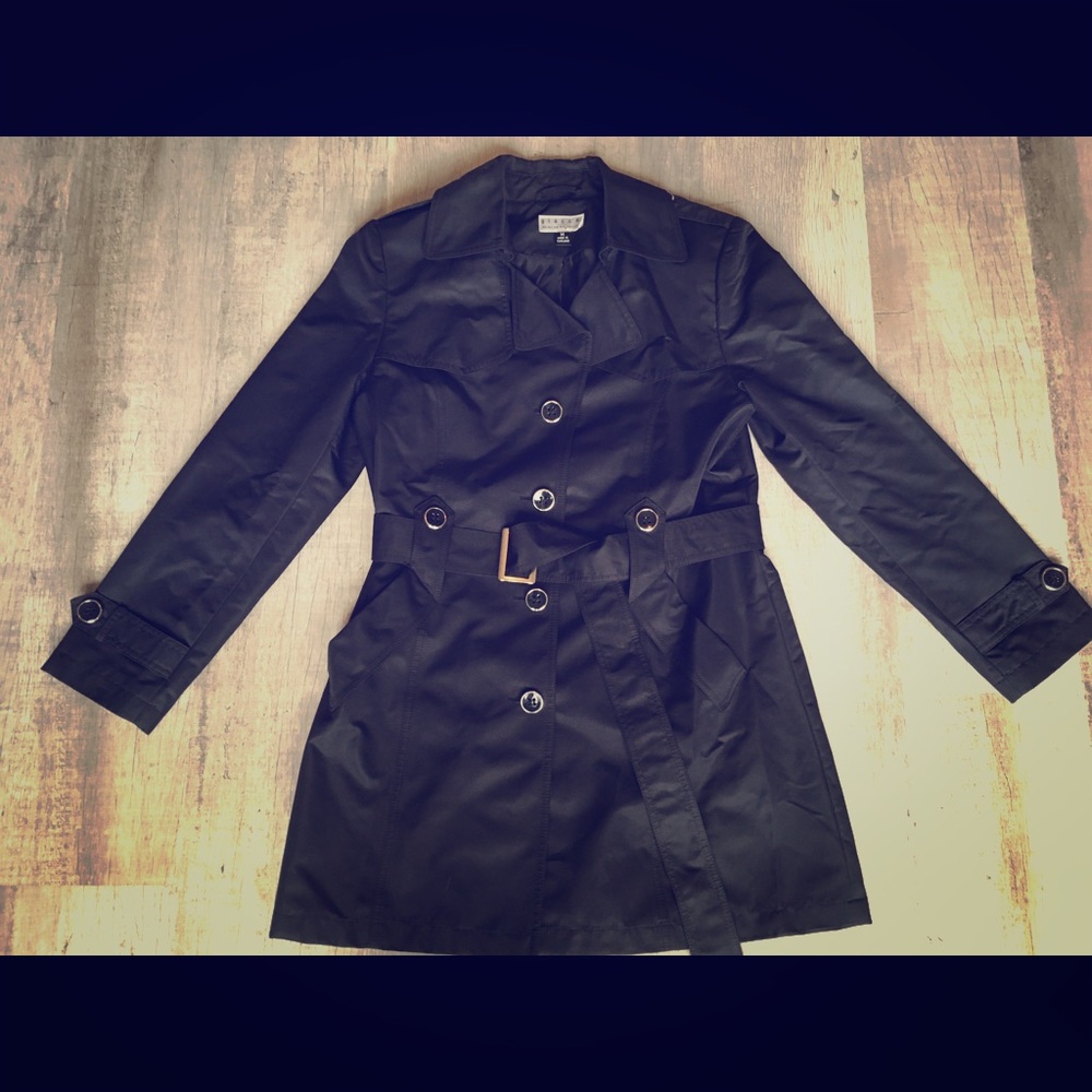 NWOT Giacca Black Trench!
